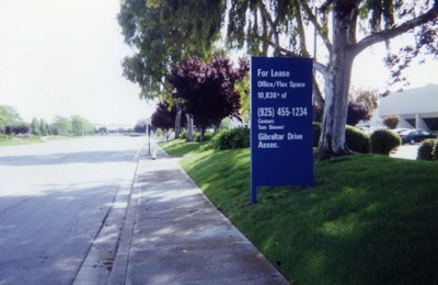 sitesigns2 Photo